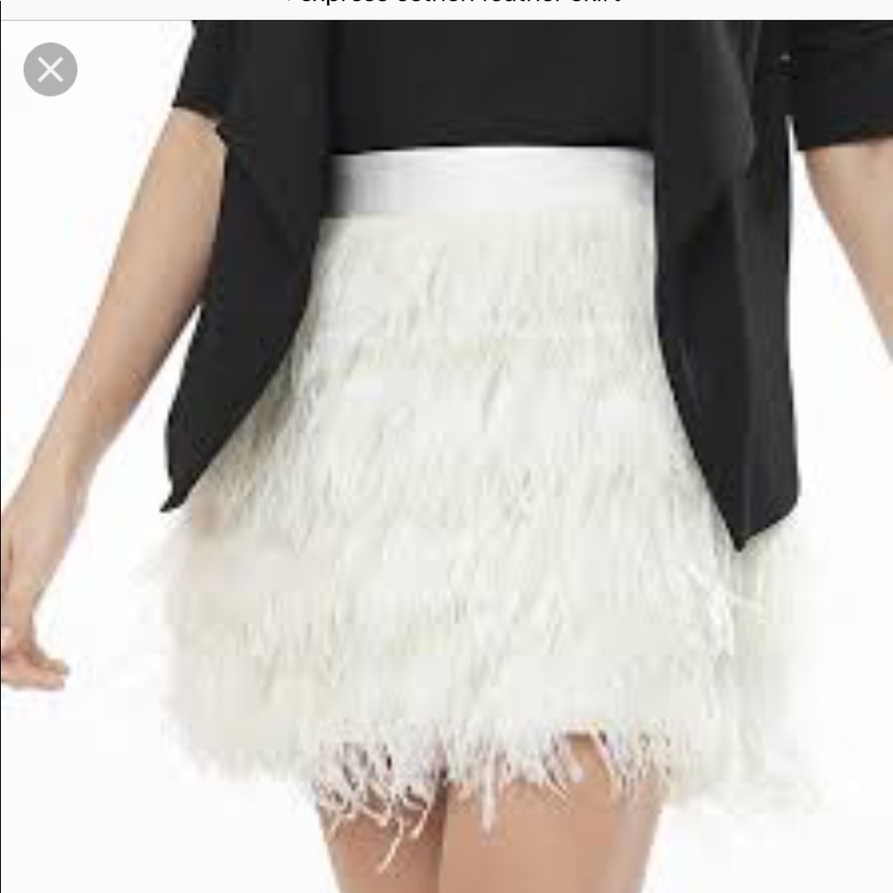 NWT Express White Ostrich Feather Mini Skirt